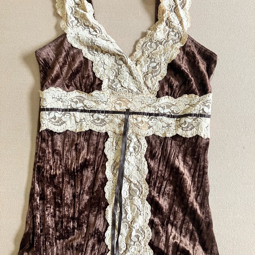 MCM Brown crushed velvet top